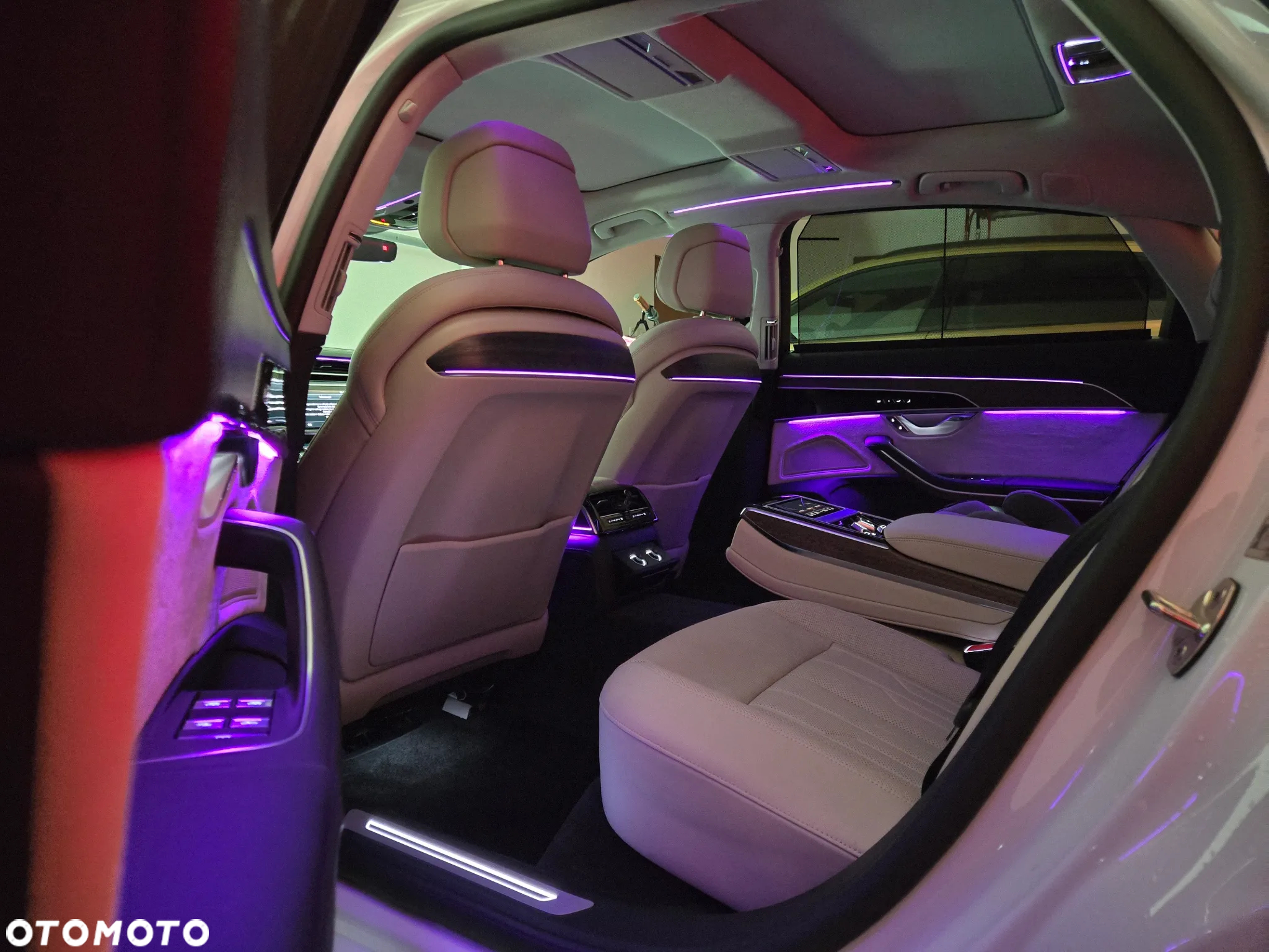 Audi A8 L 55 TFSI quattro tiptronic - 12