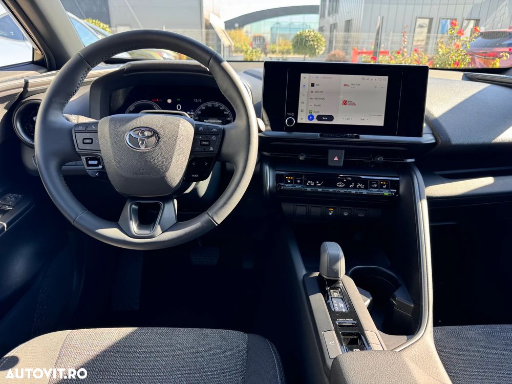 Toyota C-HR 2.0 HEV 180 CP 4x2 CVT Dynamic - 14