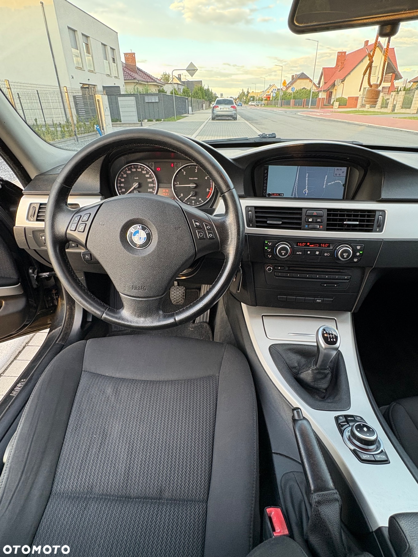 BMW Seria 3 - 16