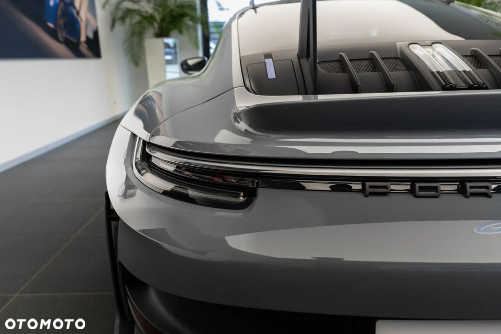 Porsche 911 - 38