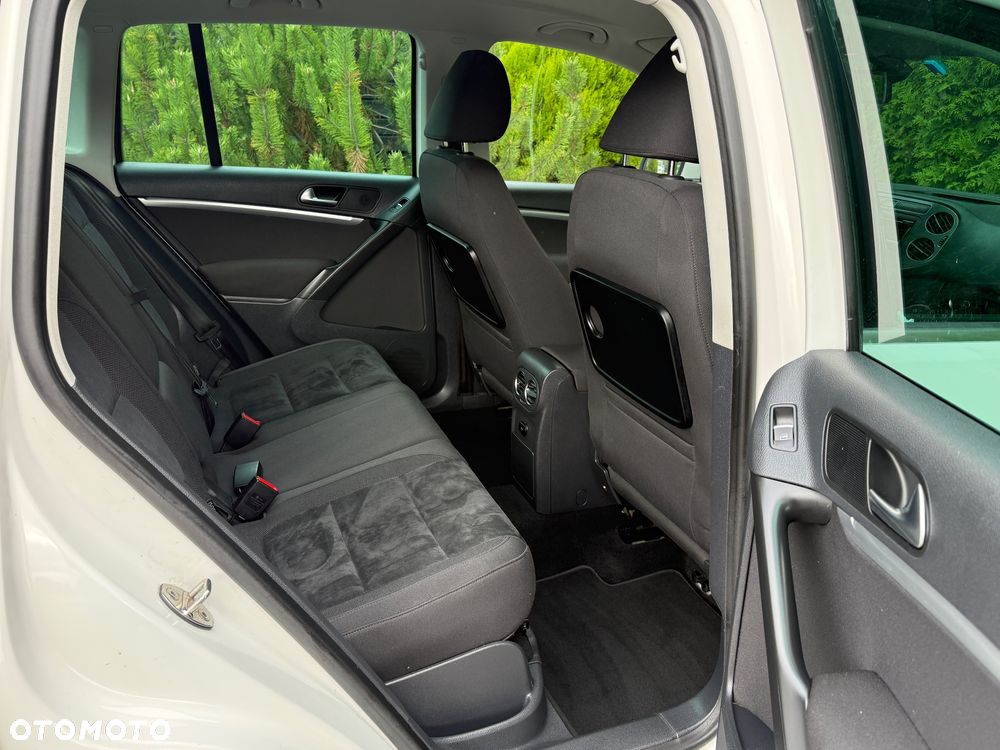 Volkswagen Tiguan - 9