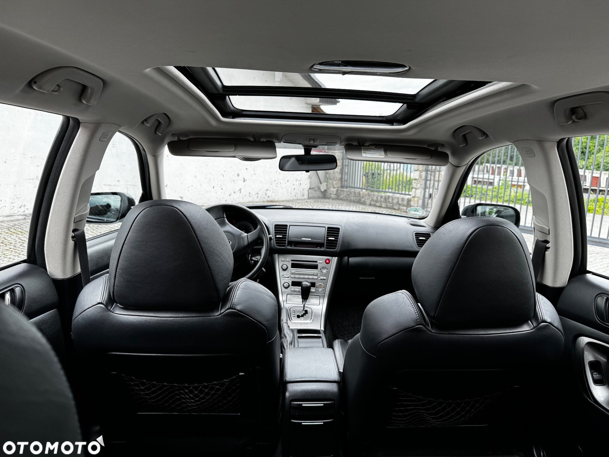 Subaru Legacy SW 2.0i AT - 4