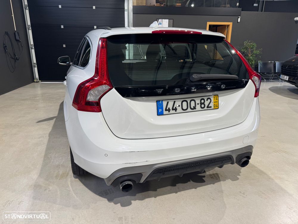 Volvo V60 1.6 D2 Drive R-Design Start/Stop - 9