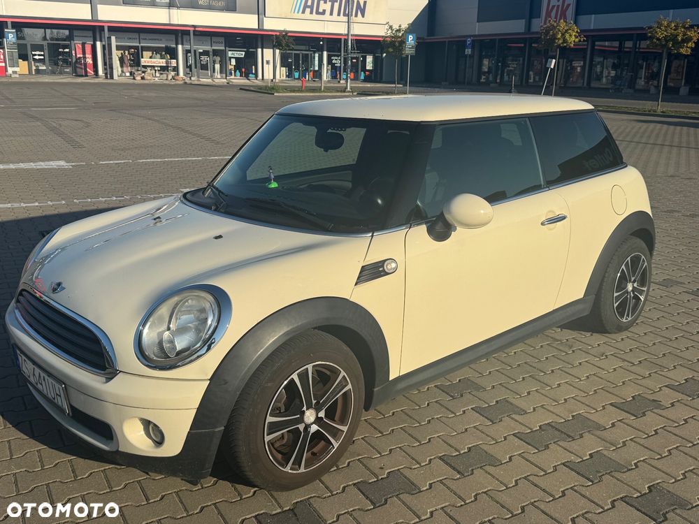 MINI ONE - 4