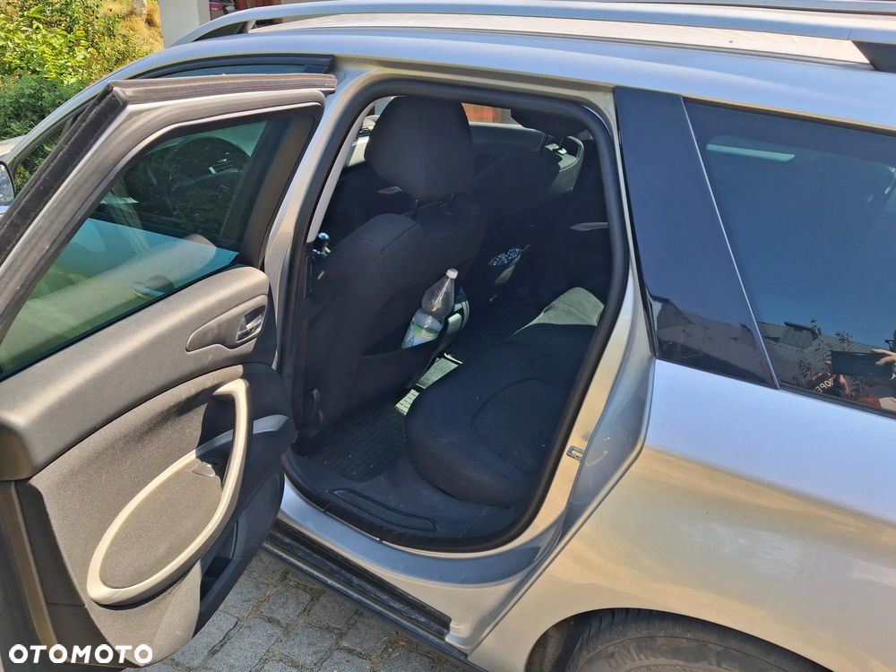 Citroën C5 1.6 HDi Attraction - 5
