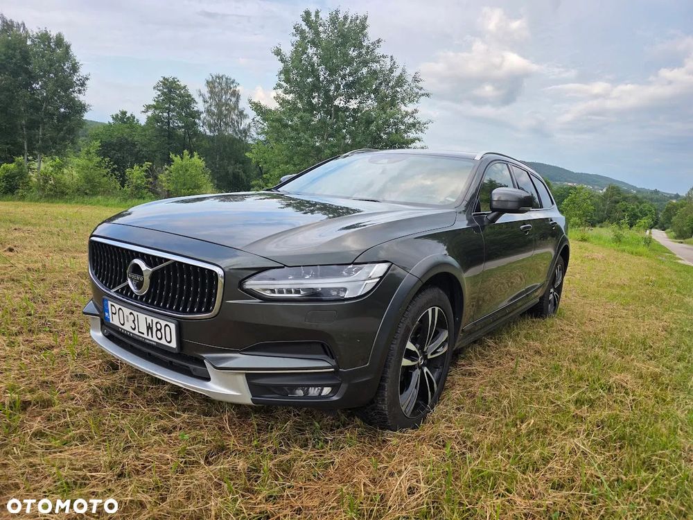Volvo V90 Cross Country T6 AWD - 1