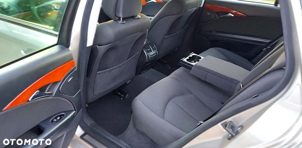 Mercedes-Benz Klasa E 200 Kompressor Avantgarde - 30