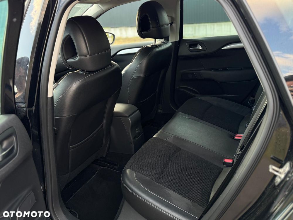 Citroën C4 1.6 VTi Exclusive - 3