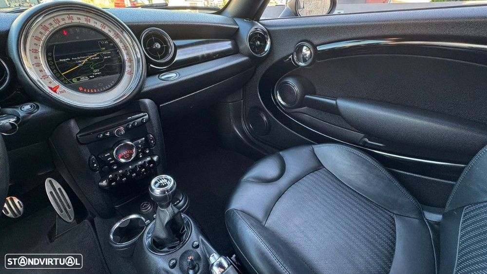 MINI 3 Portas Cooper SD - 13