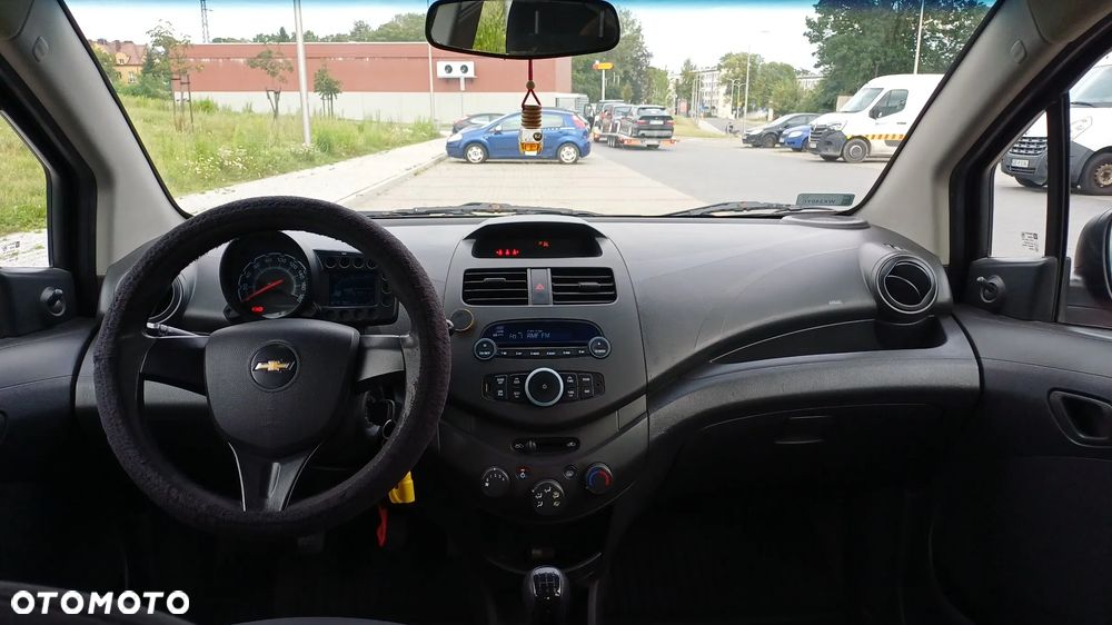Chevrolet Spark - 10