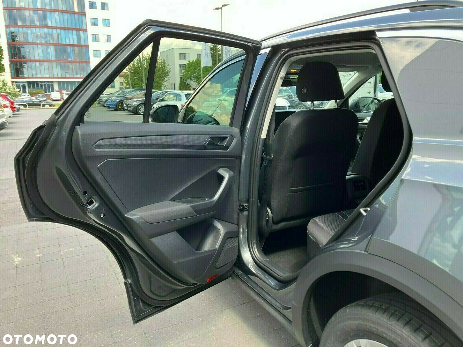 Volkswagen T-Roc - 20