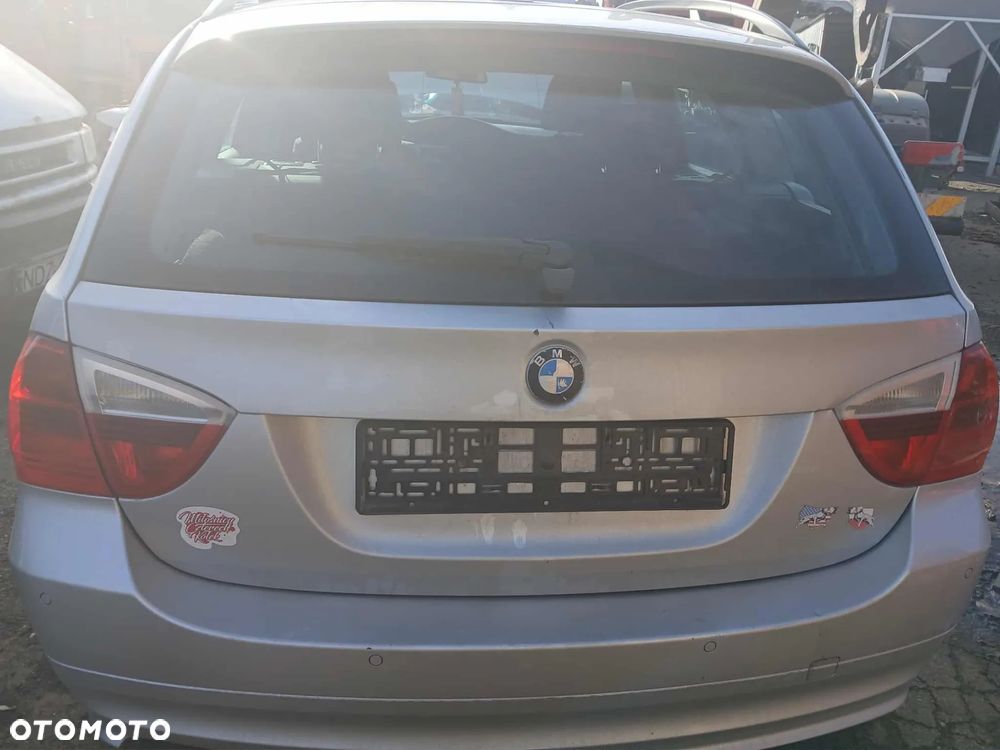 BMW E91 kombi TITANSILBER klapa bagażnika. - 1