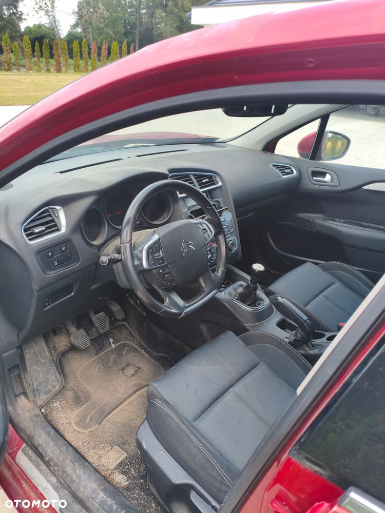 Citroën C4 HDi 90 Attraction - 6