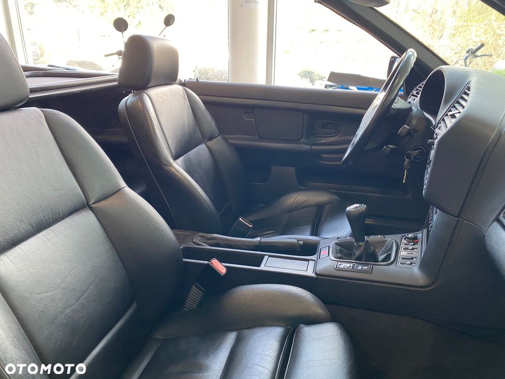 BMW Seria 3 318i Cabriolet - 28