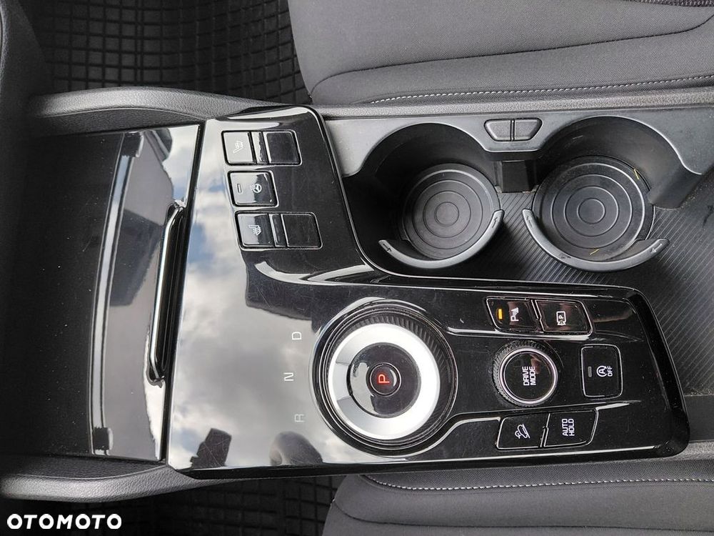 Kia Sportage 1.6 T-GDI L 2WD DCT - 18