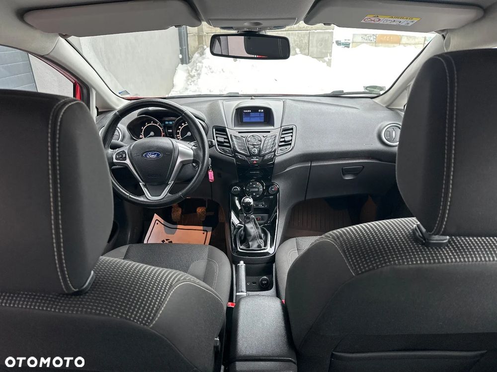 Ford Fiesta - 24