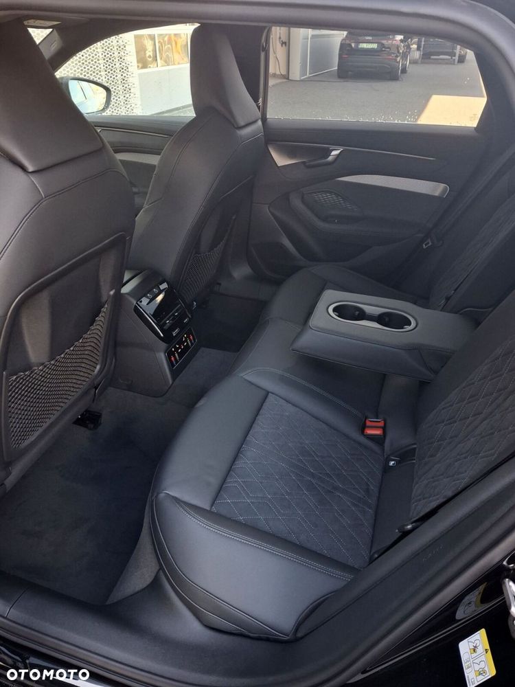 Audi A6 Avant - 13