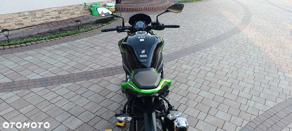 Kawasaki Z 900 - 7
