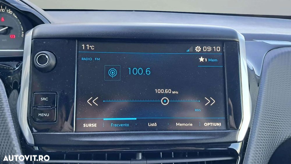 Peugeot 2008 1.2 PureTech Turbo Allure - 13