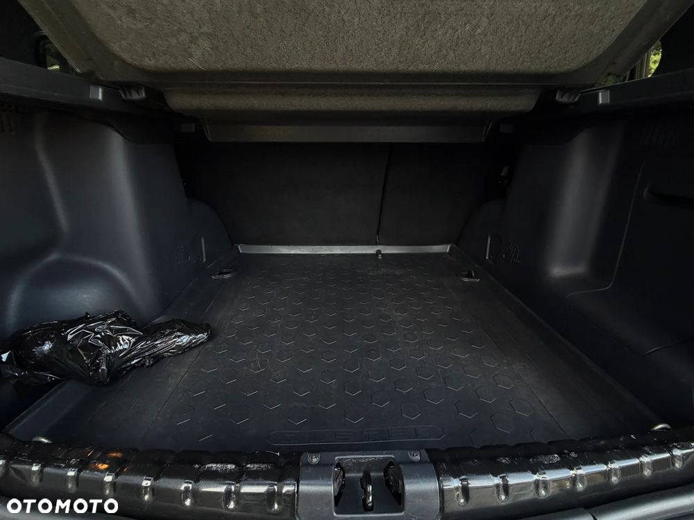 Dacia Duster dCi 110 FAP 4x2 Urban Explorer - 31