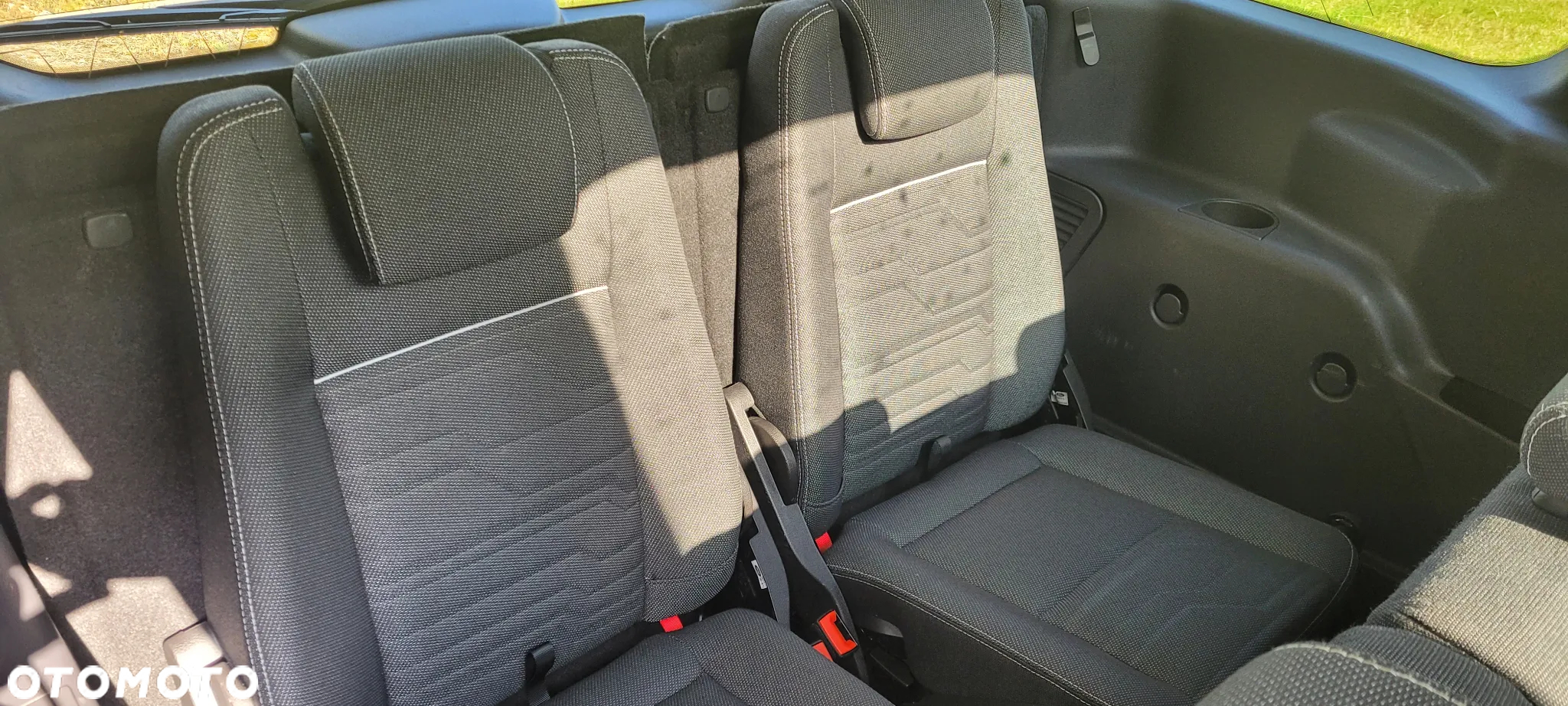 Ford Tourneo Connect Grand - 11