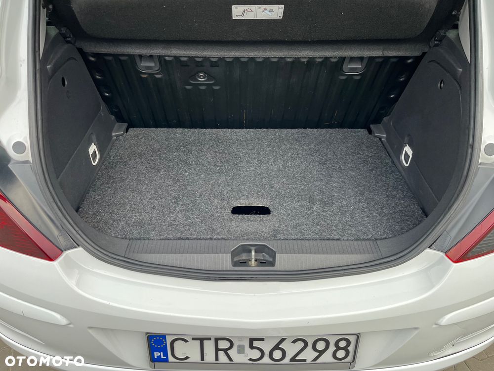 Opel Corsa - 20