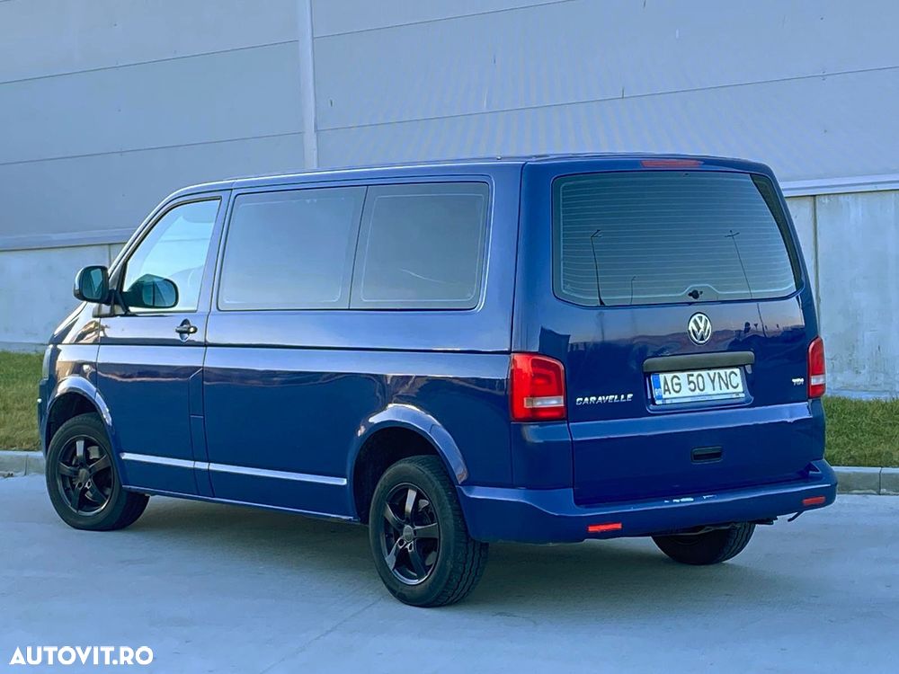 Volkswagen Caravelle - 10