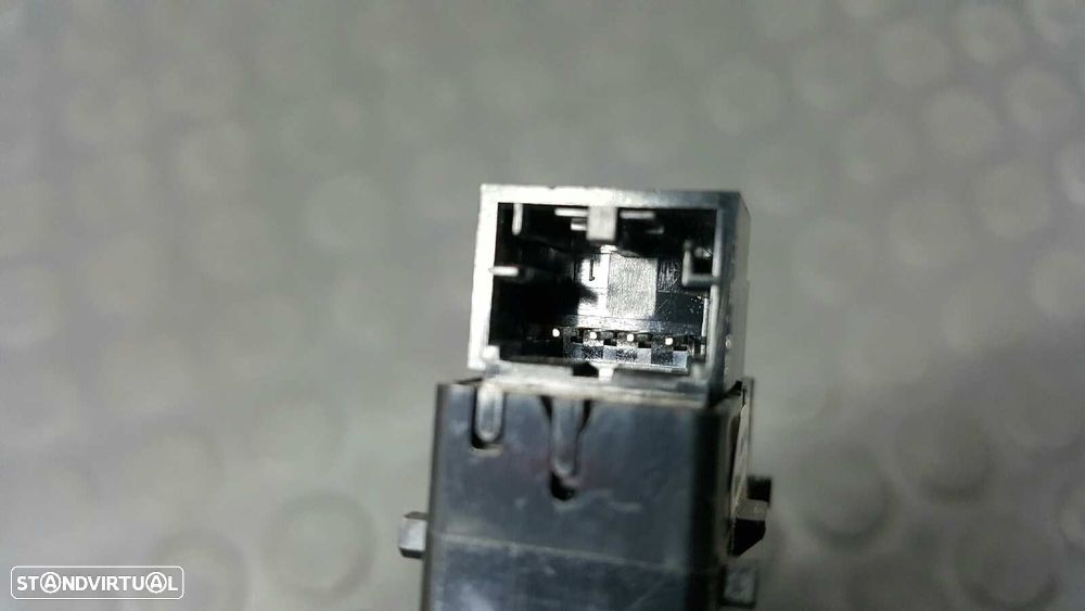 CONTROLE DE BLOQUEIO DE PORTA VOLKSWAGEN TOUAREG (7LA) TDI R5 - 3