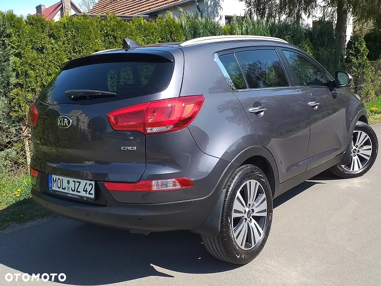 Kia Sportage 2.0 CRDI 184 4WD Fifa World Cup Edition - 9