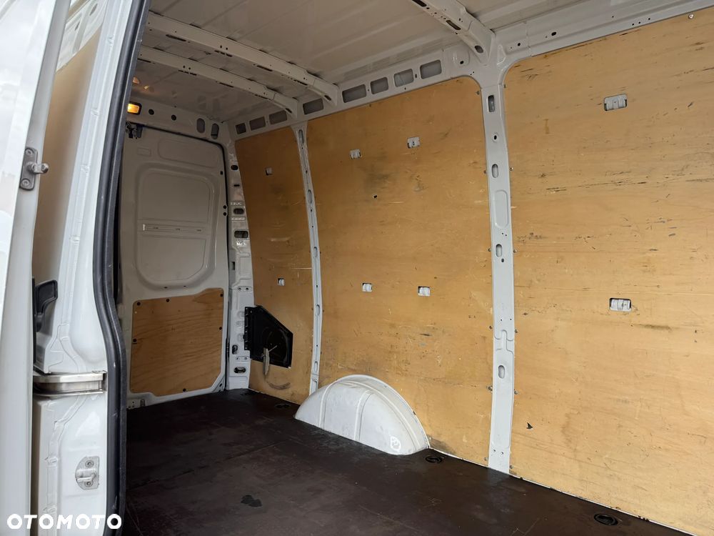 Iveco Daily L3H2 - 23