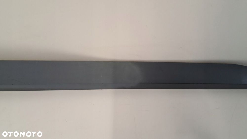 Listwa drzwi prawy przód SKODA Superb 3 III 3V NOWY ORG - 3