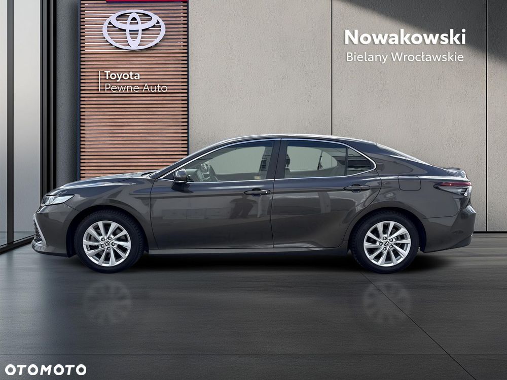 Toyota Camry 2.5 Hybrid Comfort CVT - 4