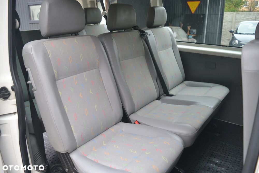 Volkswagen Transporter - 16