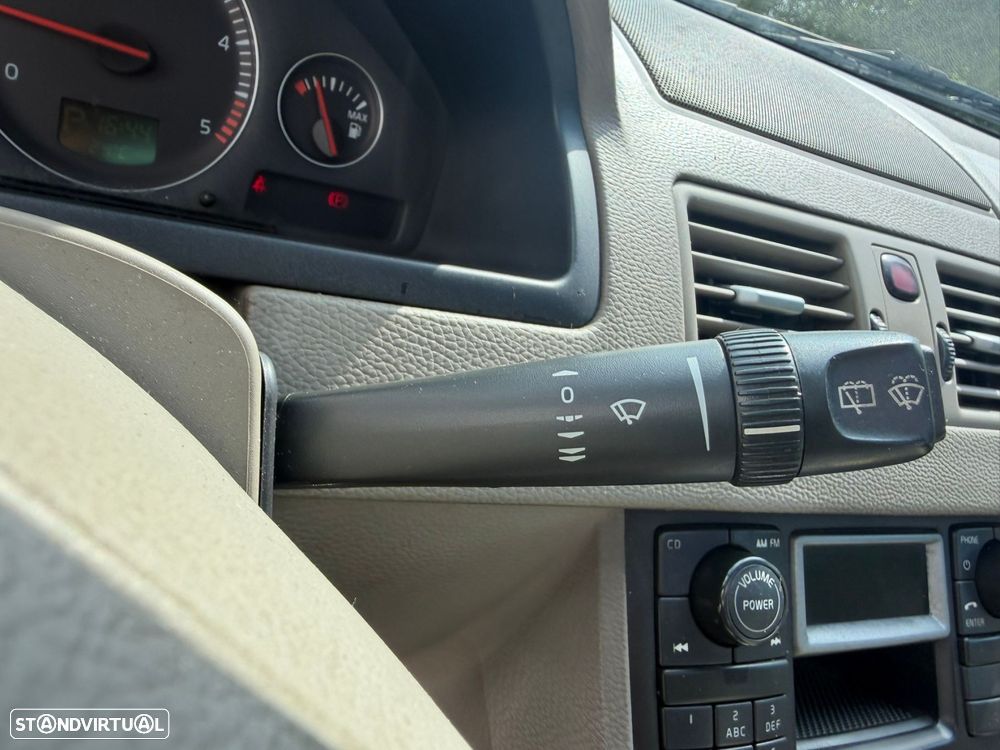 Volvo XC 90 2.4 D5 7L Nivel 2 Auto. - 31