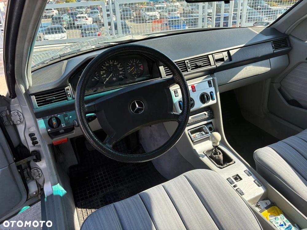 Mercedes-Benz W124 (1984-1993) - 7