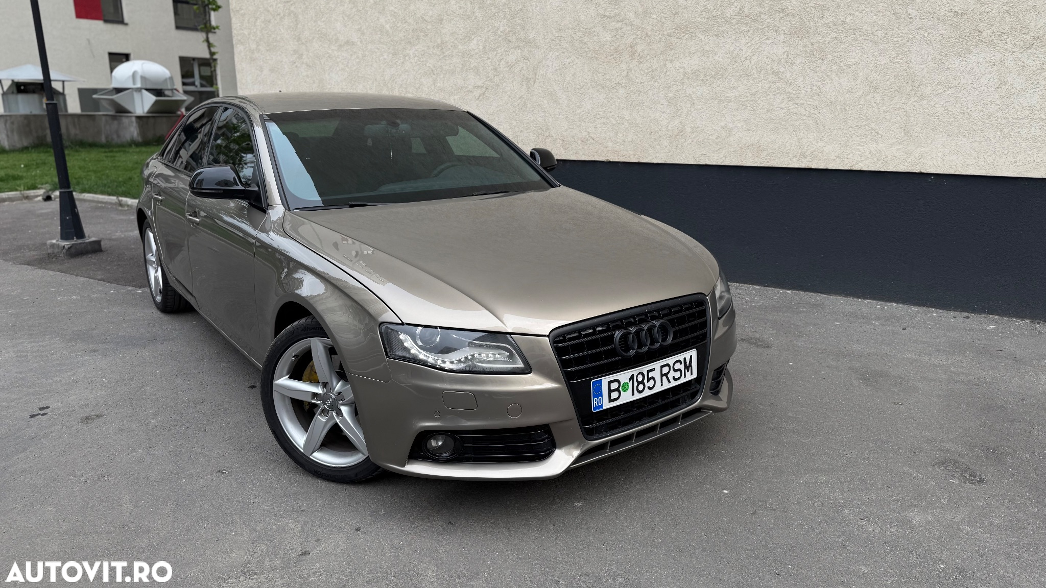 Audi A4 - 4