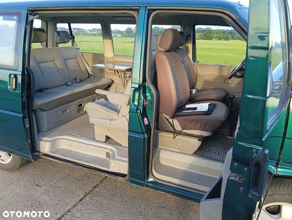 Volkswagen Multivan Standard - 6