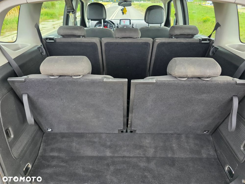 Opel Zafira Tourer 2.0 CDTI Edition - 11