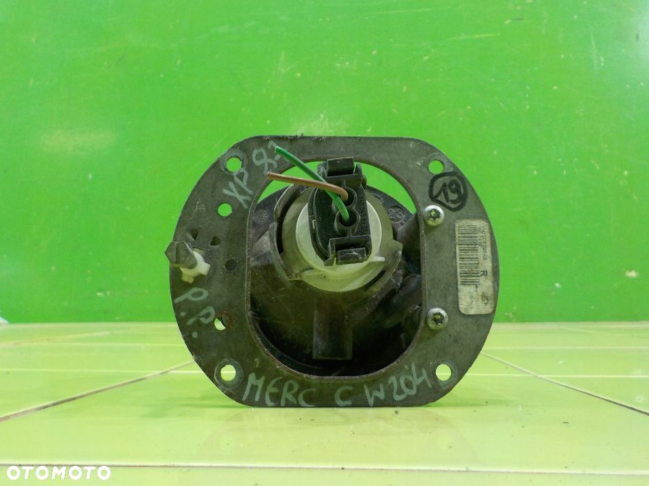 MERCEDES C W204 2.1 CDI 10r SEDAN 4D halogen prawy przod - 10