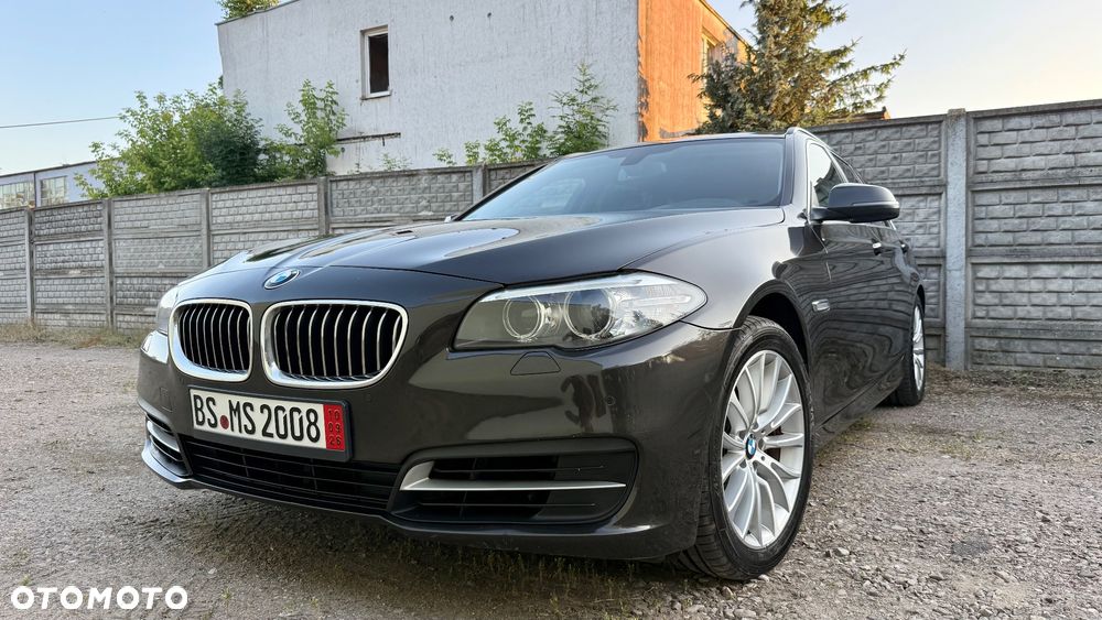 BMW Seria 5 525d - 2