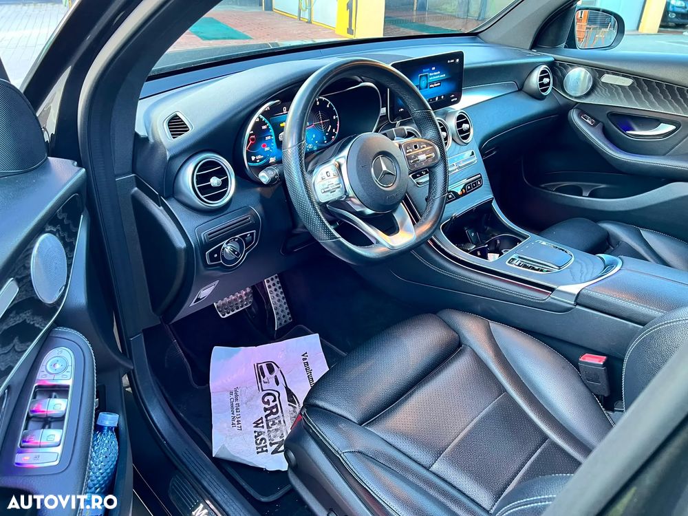 Mercedes-Benz GLC Coupe 300 d 4Matic 9G-TRONIC AMG Line - 13