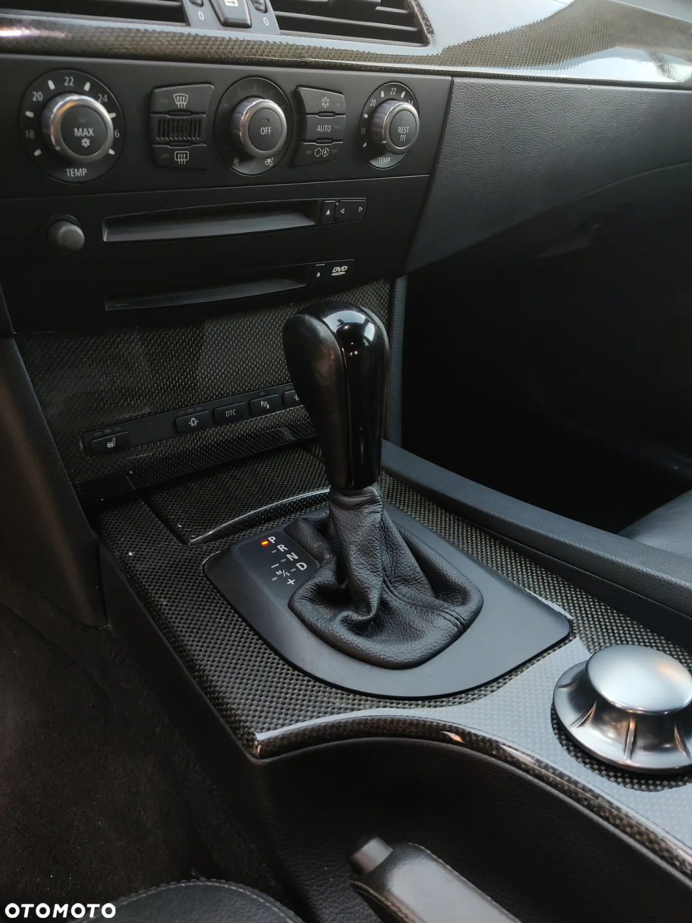 BMW Seria 5 545i - 13