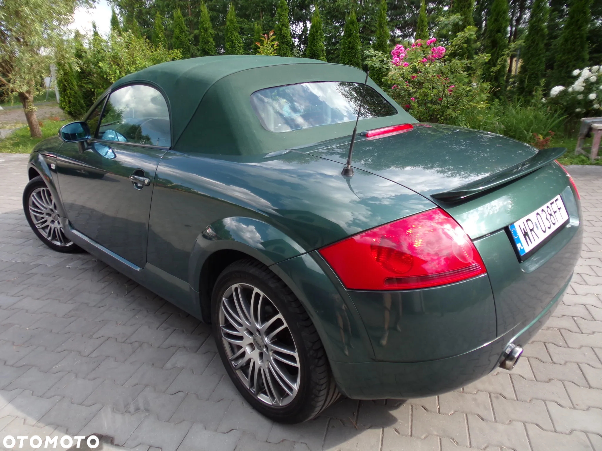 Audi TT Coupé Roadster 1.8T - 2