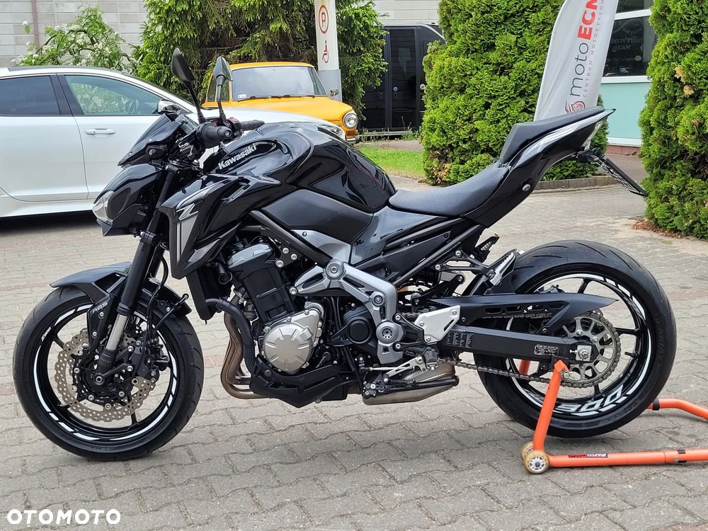 Kawasaki Z 900 - 13