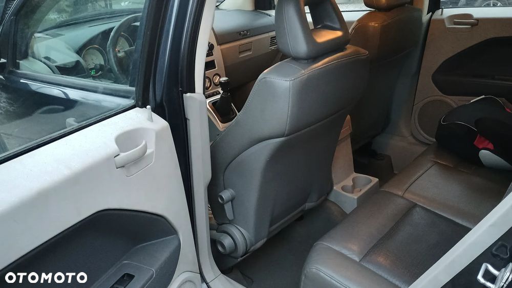 Dodge Caliber 2.0 CRD SXT - 14