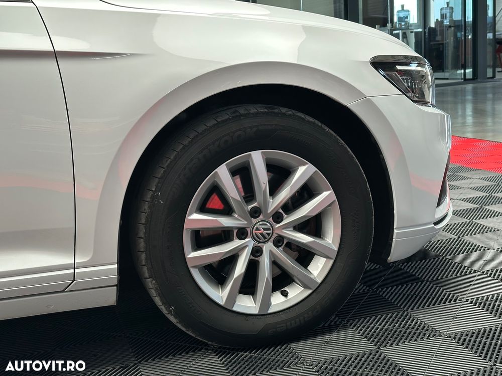 Volkswagen Passat 2.0 TDI SCR DSG Business - 41