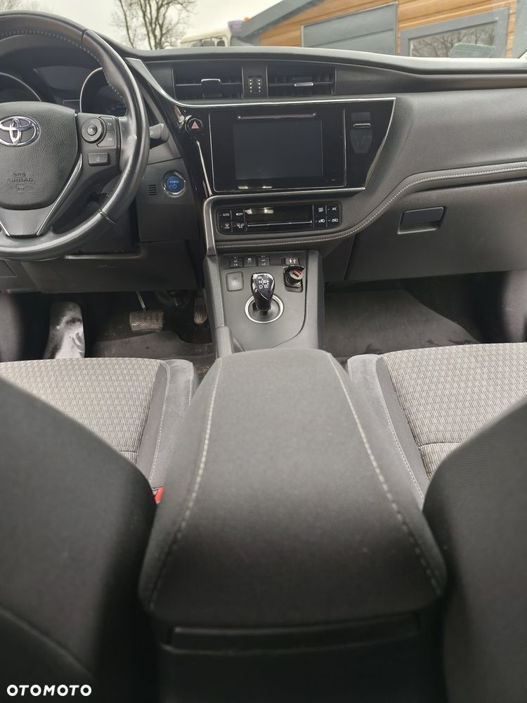 Toyota Auris Hybrid 135 Selection - 15