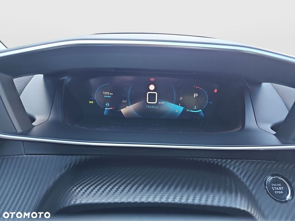 Peugeot 208 - 18