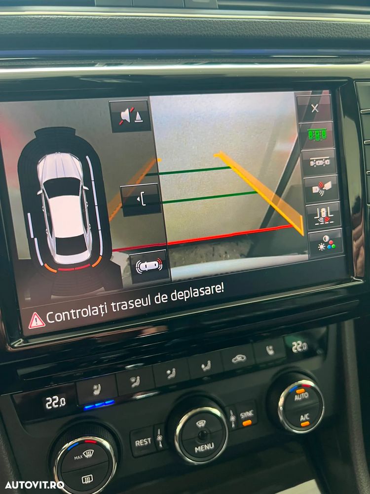 Skoda Superb 2.0 TDI DSG Laurin & Klement - 14