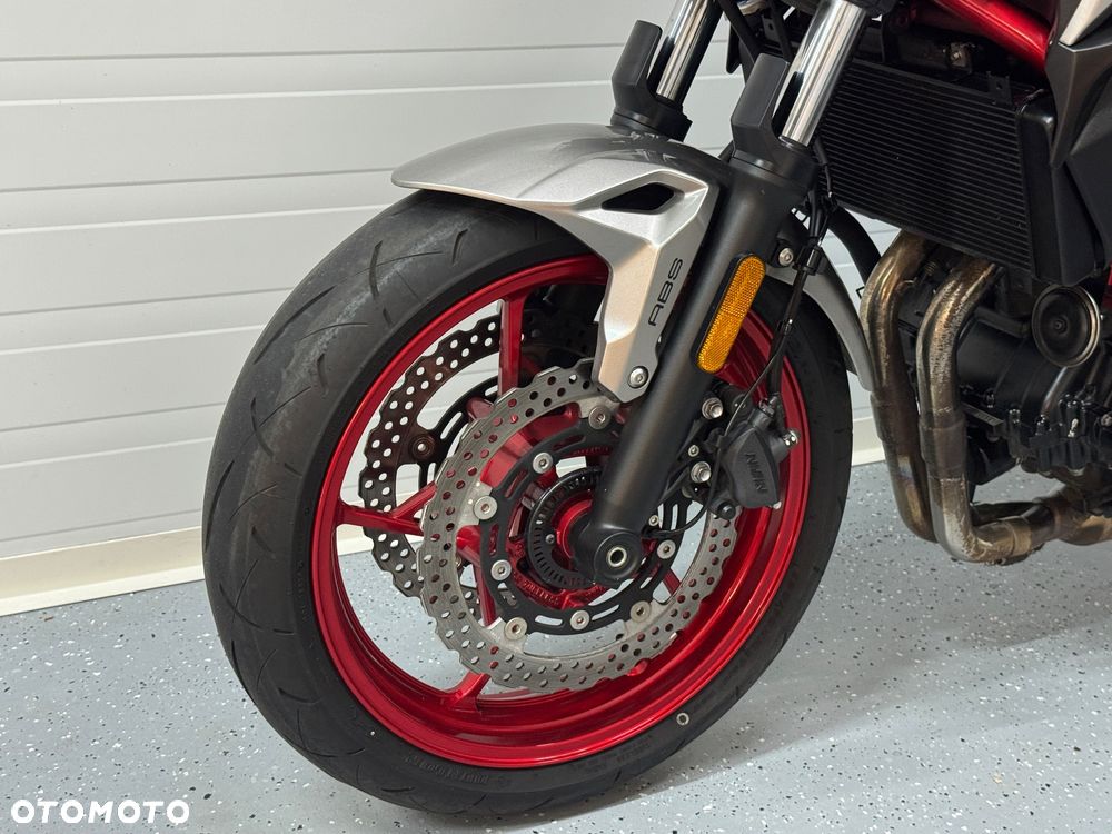 Kawasaki Z 650 - 23